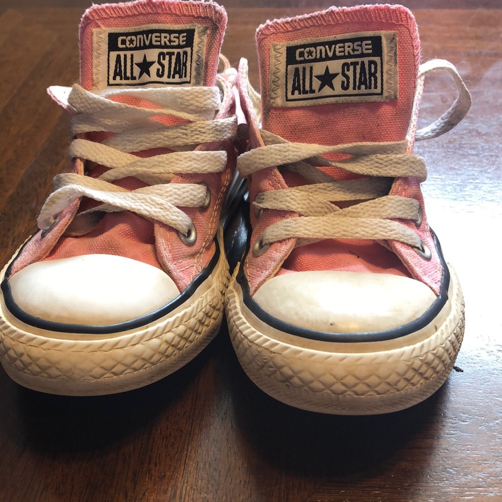 Kids converse
